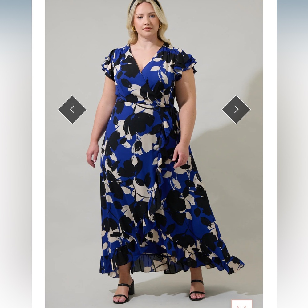SugarLips NWOT Blue Floral Wrap Dress
